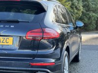 USED 2015 15 PORSCHE CAYENNE 3.0 D V6 TIPTRONIC S 5d 262 BHP 21" 911 Turbo Design Alloys