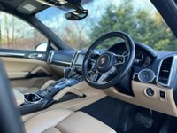 USED 2015 15 PORSCHE CAYENNE 3.0 D V6 TIPTRONIC S 5d 262 BHP 21" 911 Turbo Design Alloys