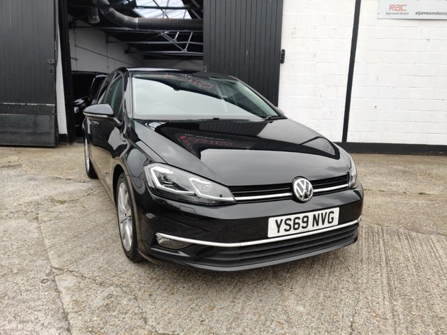 2019 69 Volkswagen Golf 1.5 GT EDITION TSI EVO 5d 148 BHP