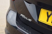 USED 2012 12 FORD FOCUS 1.6 TITANIUM 5d 148 BHP 