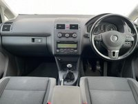 USED 2011 11 VOLKSWAGEN TOURAN 1.6 SE TDI 5d 106 BHP www.suffolkcarcentre.co.uk - Located at Lowestoft