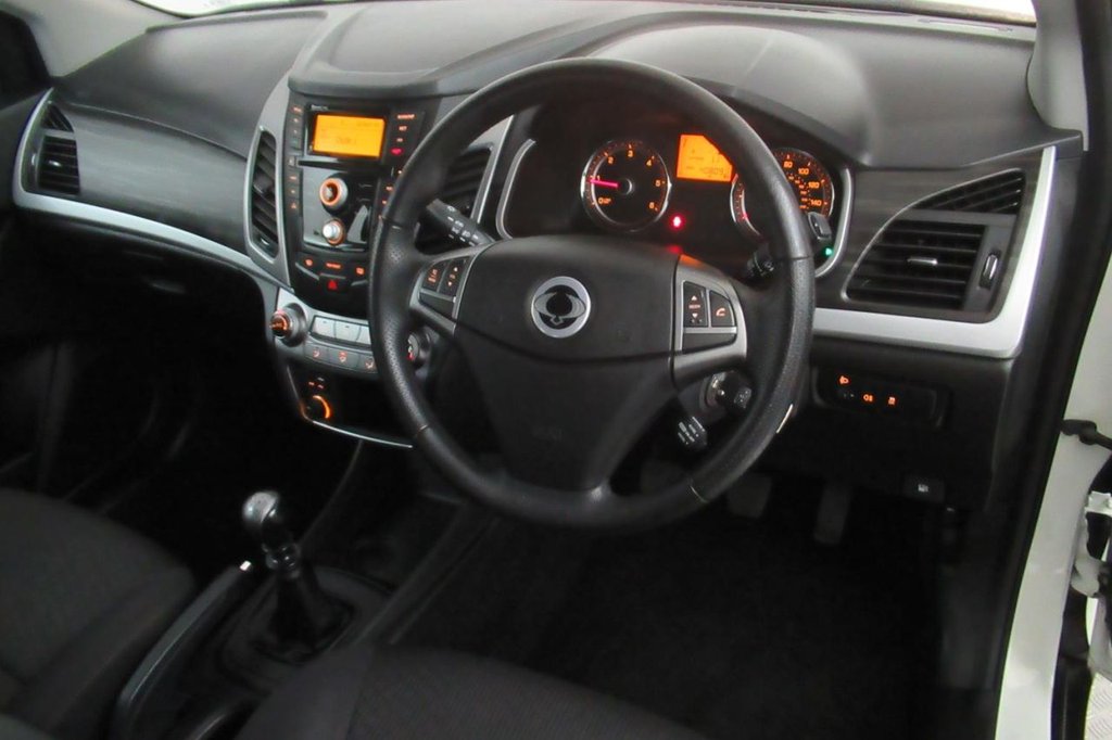 USED 2016 16 SSANGYONG KORANDO 2.2 SE 5d 176 BHP 