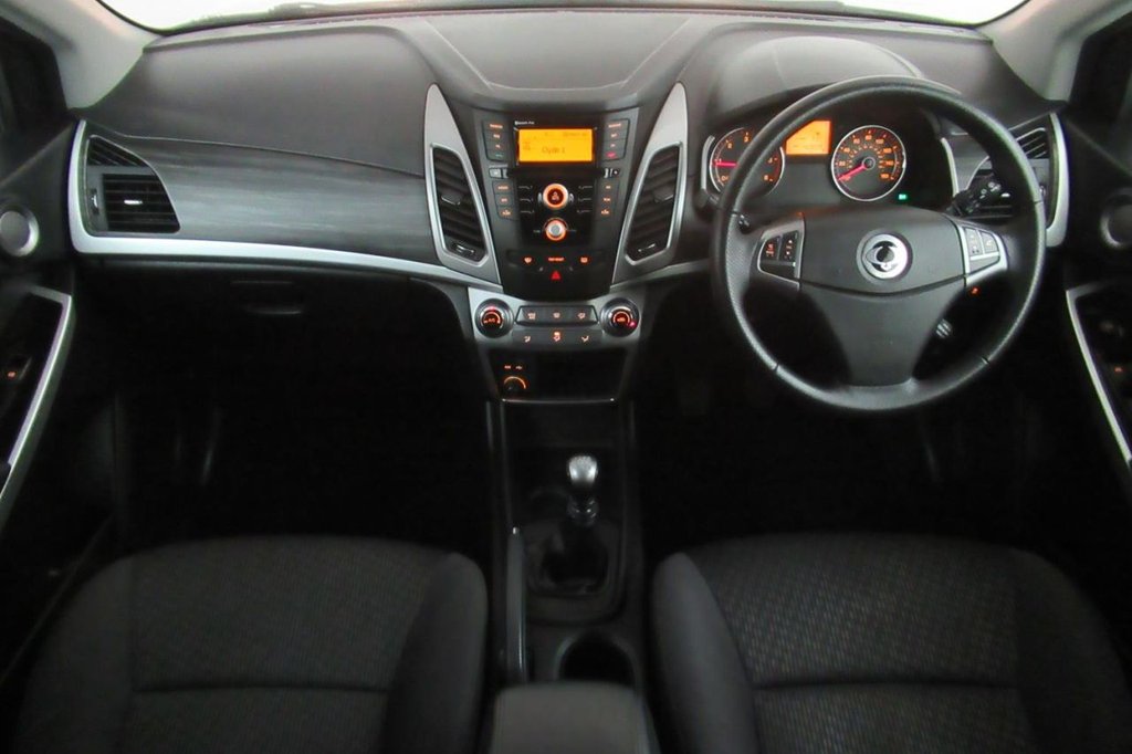 USED 2016 16 SSANGYONG KORANDO 2.2 SE 5d 176 BHP 