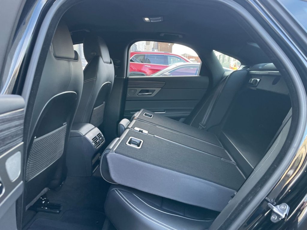 USED 2018 18 JAGUAR XF 3.0 D V6 S 4d 296 BHP 