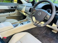 USED 2009 59 JAGUAR XF 3.0 V6 S PREMIUM LUXURY 4d 275 BHP MASSIVE SPEC / LOW MILEAGE / AUTOMATIC / SATELLITE NAVIGATION