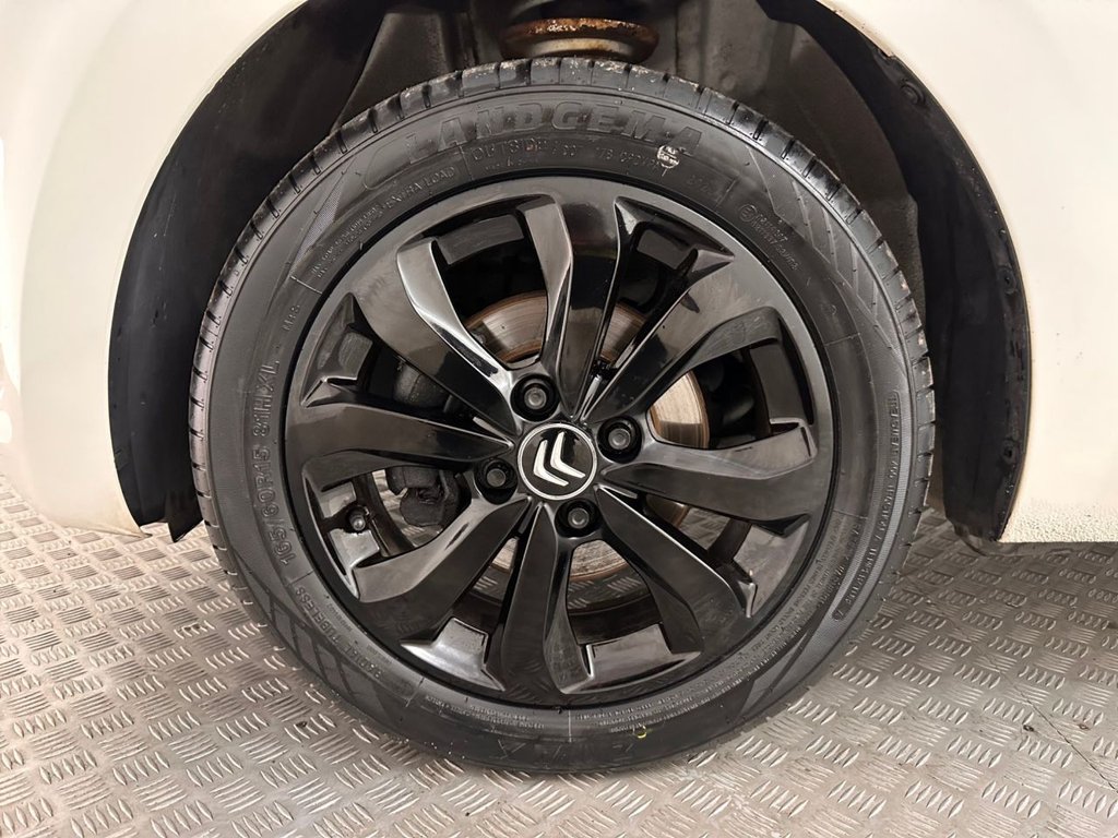 USED 2016 16 CITROEN C1 1.2 PURETECH FLAIR 3d 