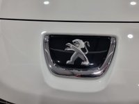 USED 2012 62 PEUGEOT 207 1.6 CC ALLURE 2d 120 BHP Automatic ultra low mileage 25443 miles, 1 Lady owner from new