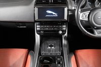 USED 2017 17 JAGUAR XE 2.0 GTDI R-SPORT 4d 237 BHP +NATIONWIDE DELIVERY AVAILABLE+