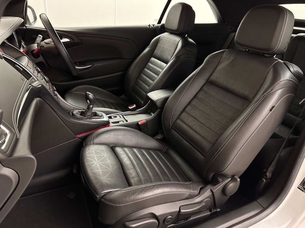 USED 2015 15 VAUXHALL CASCADA 2.0 ELITE CDTI S/S Convertible 2d 165 BHP 