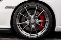 USED 2010 10 PORSCHE 911 3.8 GT3 2d 435 BHP FRONT AXLE LIFT - REVERSING CAMERA - CHRONO PLUS - LETHER DASHBOARD - FULL PPF - PORSCHE HISTORY - LOW MILES