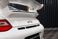 USED 2010 10 PORSCHE 911 3.8 GT3 2d 435 BHP FRONT AXLE LIFT - REVERSING CAMERA - CHRONO PLUS - LETHER DASHBOARD - FULL PPF - PORSCHE HISTORY - LOW MILES