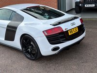 USED 2009 R AUDI R8 4.2L QUATTRO 2d 420 BHP GATED MANUAL