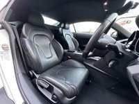 USED 2009 R AUDI R8 4.2L QUATTRO 2d 420 BHP GATED MANUAL