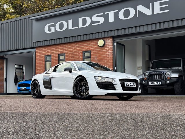 2009 R Audi R8 4.2L QUATTRO 2d 420 BHP