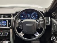 USED 2017 17 LAND ROVER RANGE ROVER 3.0 TDV6 VOGUE 5d 255 BHP Striking Range Rover Vogue