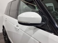 USED 2017 17 LAND ROVER RANGE ROVER 3.0 TDV6 VOGUE 5d 255 BHP Striking Range Rover Vogue