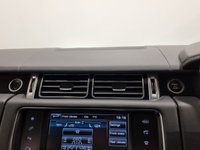 USED 2017 17 LAND ROVER RANGE ROVER 3.0 TDV6 VOGUE 5d 255 BHP Striking Range Rover Vogue
