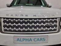 USED 2017 17 LAND ROVER RANGE ROVER 3.0 TDV6 VOGUE 5d 255 BHP Striking Range Rover Vogue