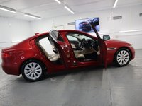 USED 2016 66 JAGUAR XE 2.0 PRESTIGE 4d 161 BHP GREAT COLOUR COMBINATION WITH GENUINE LOW MILES