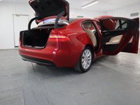 USED 2016 66 JAGUAR XE 2.0 PRESTIGE 4d 161 BHP GREAT COLOUR COMBINATION WITH GENUINE LOW MILES