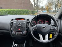 USED 2010 60 KIA CEED 1.6 CRDI 3 5d 113 BHP 