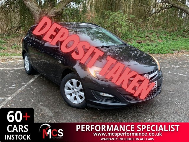 2014 VAUXHALL ASTRA 1.6 DESIGN CDTI ECOFLEX S/S 5d 108 BHP DECEMBER 2022 SERVICE - 4 SERVICE STAMPS IN THE BOOK