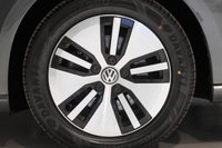 USED 2018 18 VOLKSWAGEN GOLF 0.0 E-GOLF 5d 135 BHP +NATIONWIDE DELIVERY AVAILABLE+