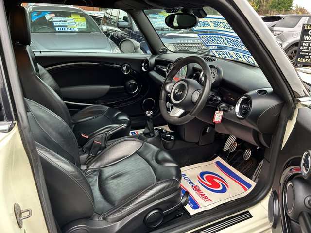 2010 MINI HATCH JOHN COOPER WORKS - Photo 12