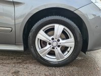 USED 2011 11 MERCEDES-BENZ B-CLASS 2.0 B200 CDI SE 5d 139 BHP MERCEDES-BENZ B-CLASS 2.0 B200 CDI SE 5d 139 BHP