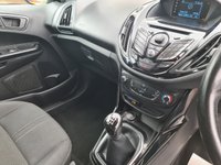 USED 2013 13 FORD B-MAX 1.0 ZETEC 5d 100 BHP FORD B-MAX 1.0 ZETEC 5d 100 BHP