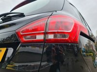 USED 2013 13 FORD B-MAX 1.0 ZETEC 5d 100 BHP FORD B-MAX 1.0 ZETEC 5d 100 BHP