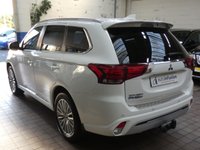 USED 2019 69 MITSUBISHI OUTLANDER 2.4 PHEV DYNAMIC SAFETY 5d 222 BHP APP BASED SAT NAV LEATHER CAMERA VAT Q CAZ ULEZ COMPLIANT MITSUBISHI WARRANTY DEC 2024