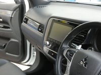 USED 2019 69 MITSUBISHI OUTLANDER 2.4 PHEV DYNAMIC SAFETY 5d 222 BHP APP BASED SAT NAV LEATHER CAMERA VAT Q CAZ ULEZ COMPLIANT MITSUBISHI WARRANTY DEC 2024