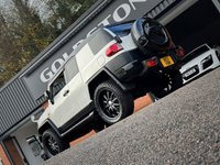 USED 2021 11 TOYOTA FJ CRUISER 4.0 V6 RHD 5d 2011