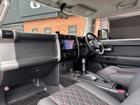 USED 2021 11 TOYOTA FJ CRUISER 4.0 V6 RHD 5d 2011