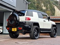 USED 2021 11 TOYOTA FJ CRUISER 4.0 V6 RHD 5d 2011