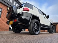 USED 2021 11 TOYOTA FJ CRUISER 4.0 V6 RHD 5d 2011