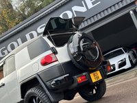 USED 2021 11 TOYOTA FJ CRUISER 4.0 V6 RHD 5d 2011