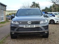 USED 2017 17 VOLKSWAGEN TOUAREG 3.0 V6 R-LINE PLUS TDI BLUEMOTION TECHNOLOGY 5d 259 BHP www.suffolkcarcentre.co.uk - Located at Reydon