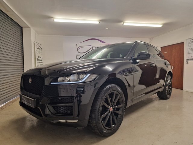 2018 18 Jaguar F-Pace 2.0 R-SPORT AWD 5d 178 BHP