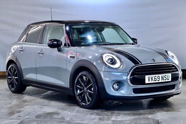 2019 69 MINI Hatch Cooper 1.5 COOPER CLASSIC 5d 134 BHP