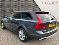USED 2017 17 VOLVO V90 2.0 D5 POWERPULSE CROSS COUNTRY AWD 5d 231 BHP LOW RATE FINANCE/HOME DELIVERY