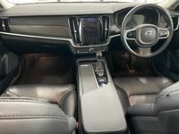 USED 2017 17 VOLVO V90 2.0 D5 POWERPULSE CROSS COUNTRY AWD 5d 231 BHP LOW RATE FINANCE/HOME DELIVERY