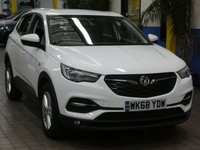 USED 2019 68 VAUXHALL GRANDLAND X 1.2 SE S/S 5d 129 BHP SAT NAV CRUISE CONTROL PARKING SENSORS 6 MONTHS GOLD WARRANTY