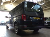USED 2019 19 VOLKSWAGEN TRANSPORTER SHUTTLE 2.0 T32 TDI SHUTTLE S BMT 5d 101 BHP 8 SEATS AIR CON PARKING SENSORS 6 MONTHS GOLD WARRANTY