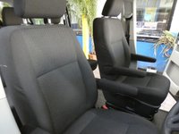 USED 2019 19 VOLKSWAGEN TRANSPORTER SHUTTLE 2.0 T32 TDI SHUTTLE S BMT 5d 101 BHP 8 SEATS AIR CON PARKING SENSORS 6 MONTHS GOLD WARRANTY