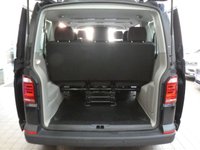 USED 2019 19 VOLKSWAGEN TRANSPORTER SHUTTLE 2.0 T32 TDI SHUTTLE S BMT 5d 101 BHP 8 SEATS AIR CON PARKING SENSORS 6 MONTHS GOLD WARRANTY