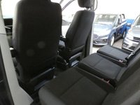 USED 2019 19 VOLKSWAGEN TRANSPORTER SHUTTLE 2.0 T32 TDI SHUTTLE S BMT 5d 101 BHP 8 SEATS AIR CON PARKING SENSORS 6 MONTHS GOLD WARRANTY