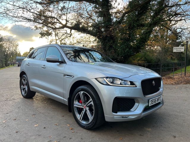 2017 66 Jaguar F-Pace 3.0 V6 S AWD 5d 296 BHP