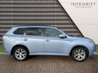 USED 2015 15 MITSUBISHI OUTLANDER 2.0 PHEV GX 4H 5d 162 BHP * FINANCE 8.9% APR / HOME DELIVERY*